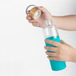 Szklana butelka Refresh 560 ml, zielony - obrazek 4