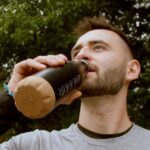 Butelka termiczna z korkowym spodem Jowi 500 ml, czarny - obrazek 3