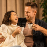 Zestaw 2 ceramicznych kubków Kerala, biały - obrazek 4